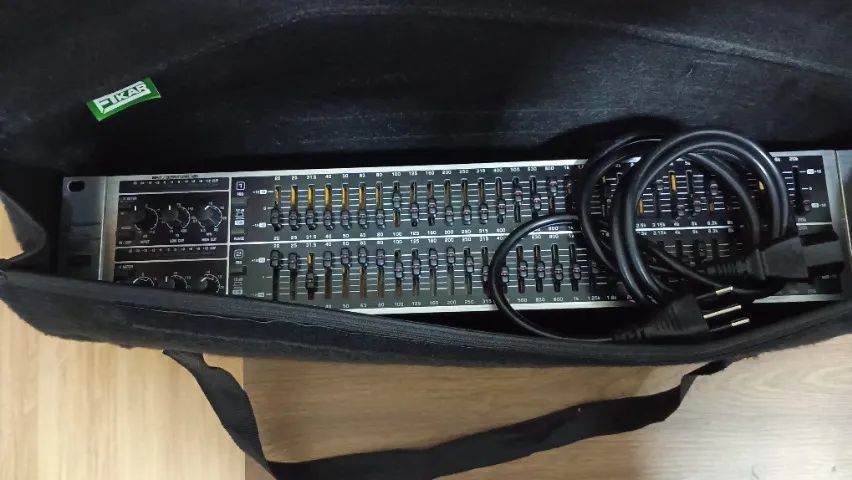 Equalizador behringer 31 bandas 
