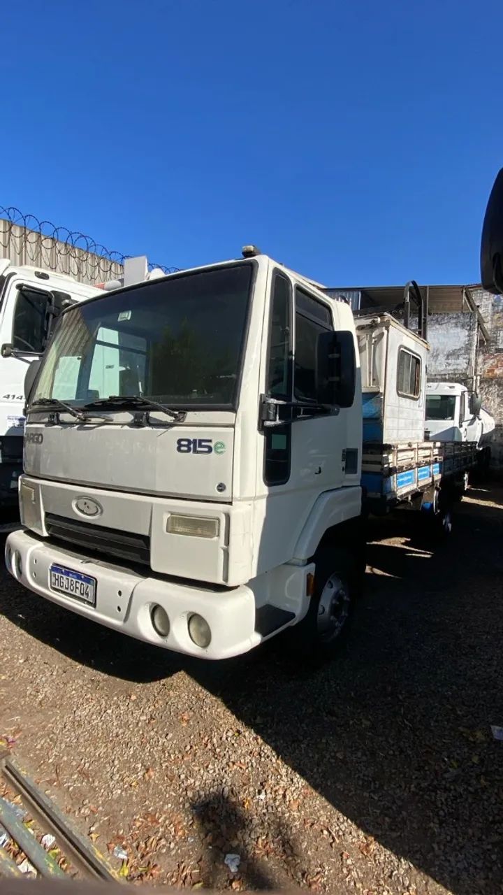 Caminhao 815 Ford com Bau - Foto 4