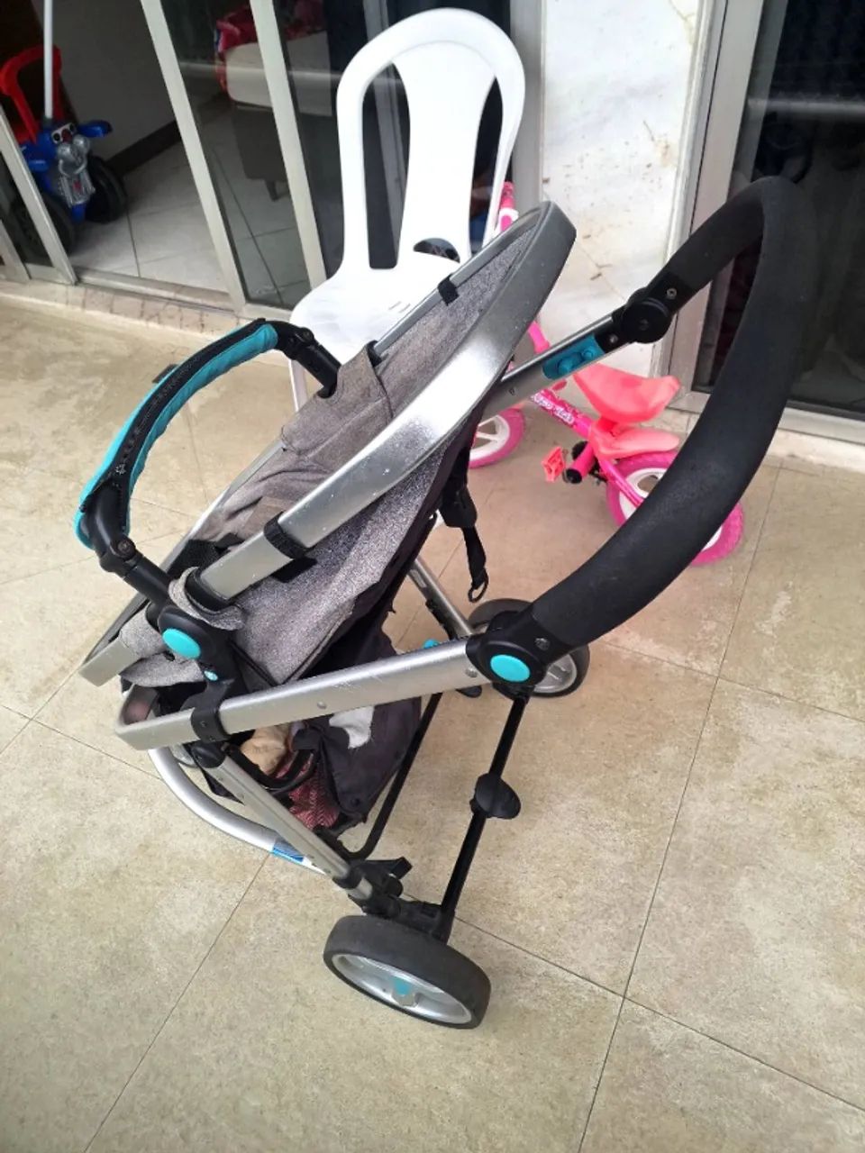 Carrinho para Criança em perfeito estado  - Foto 2