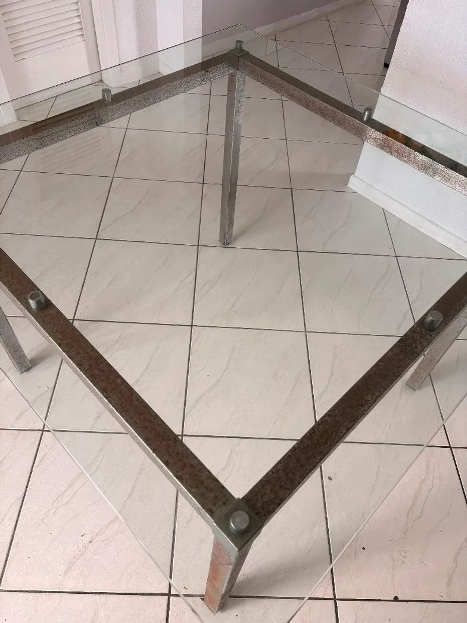 Mesa de vidro usada