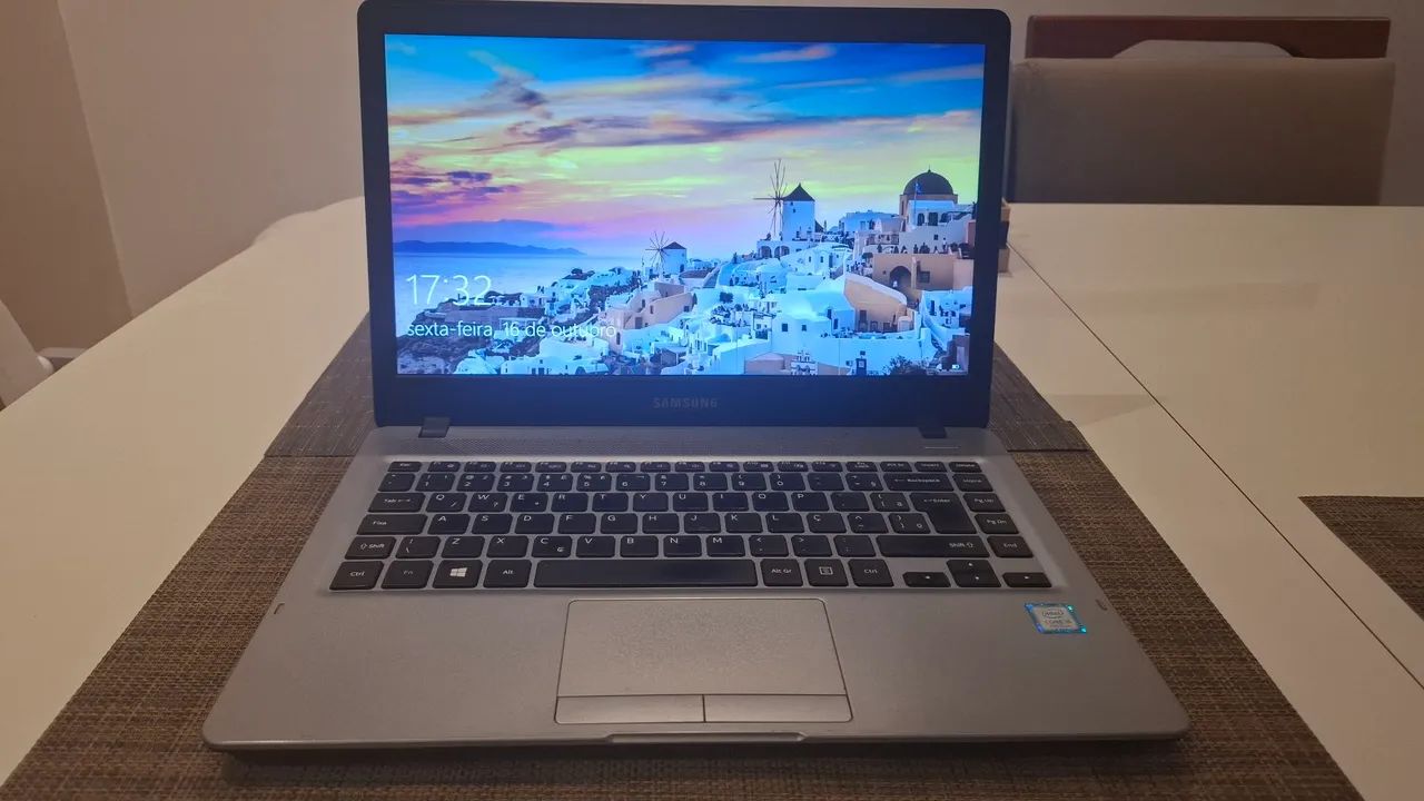 Notebook Samsung i5 7th 8GB ram SSD 