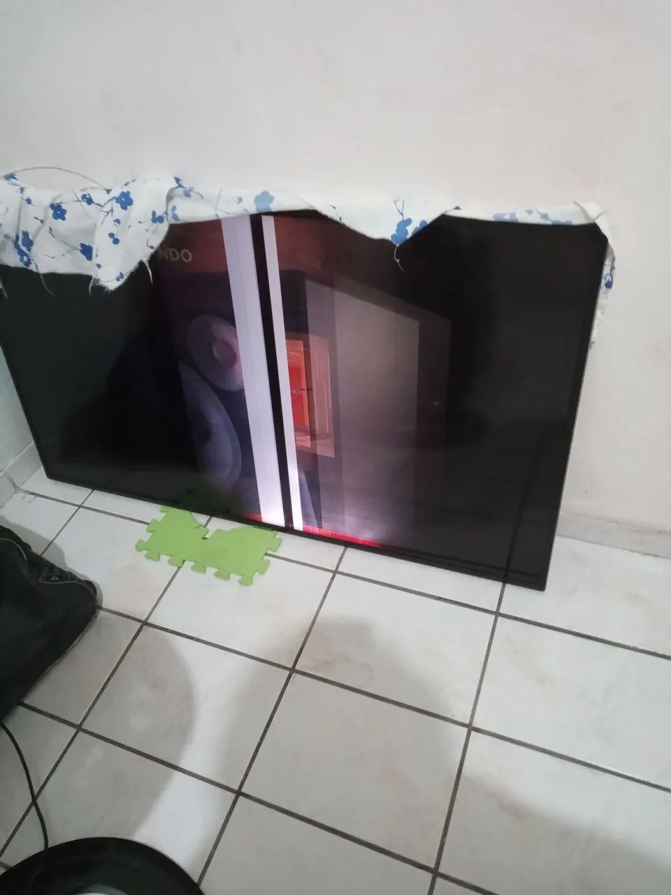 Televisor de 50 polegadas com pequena falha!