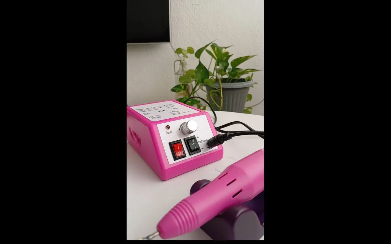 Cabine e motor pra Nail's Designer 