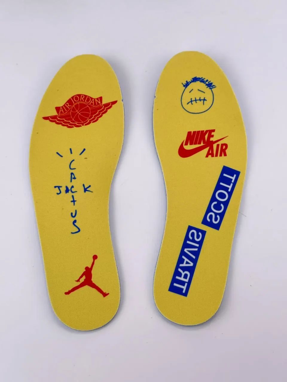 Air Jordan 1 x Travis Scott - Foto 4