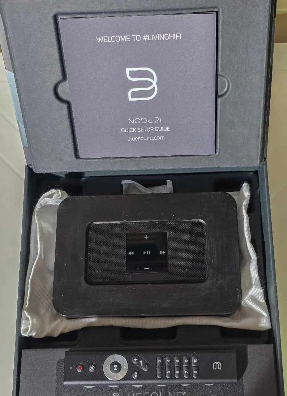 Streamer audio Bluesound node 2i c/ controle remoto original Dac preamp 