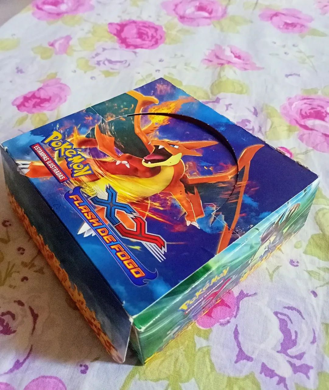 BOX CARTAS POKEMON ABERTA + 10 Embalagens  - Foto 2