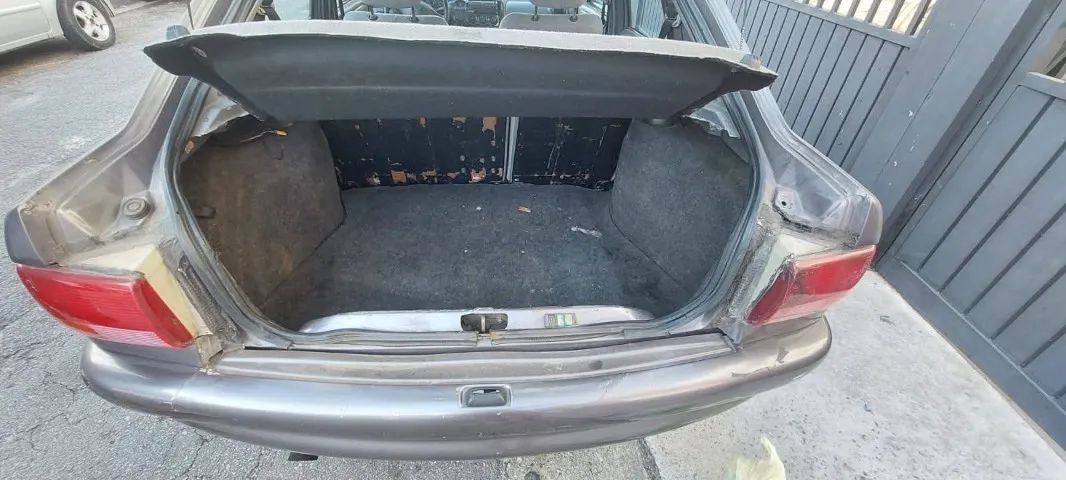 Ford Escort GL 1.8i 16V 4P 1997