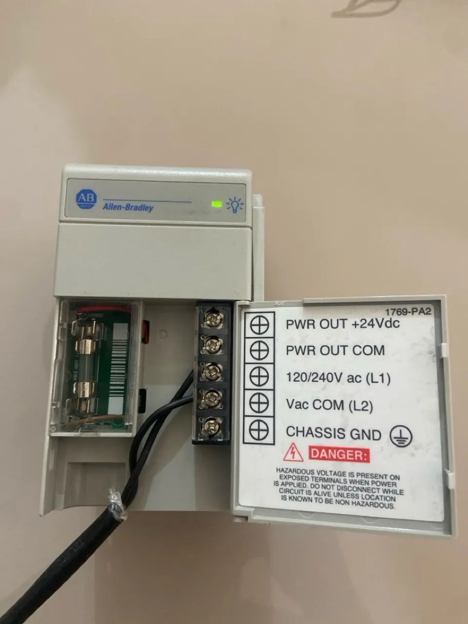 Fonte Allen Bradley CompactLogix 1769-pA2