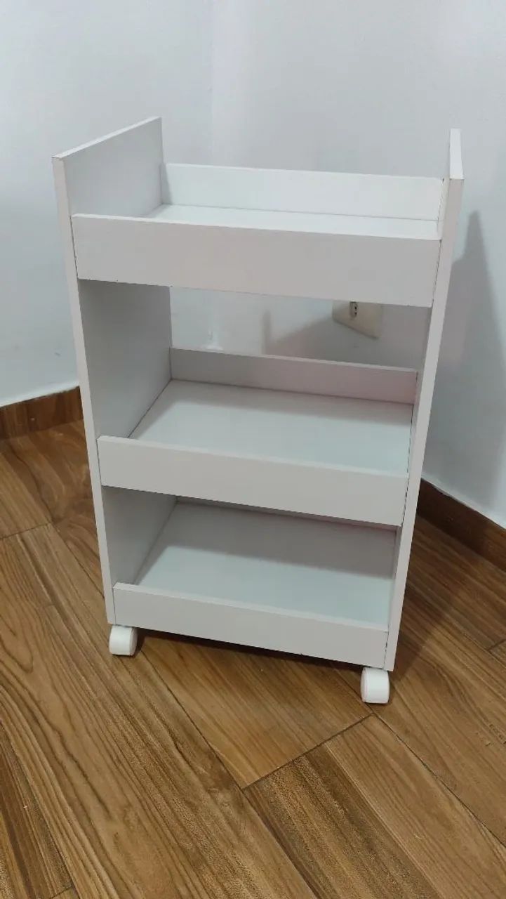 Vende se kit maca luxo, luminária meia lua e carrinho auxiliar. - Foto 3
