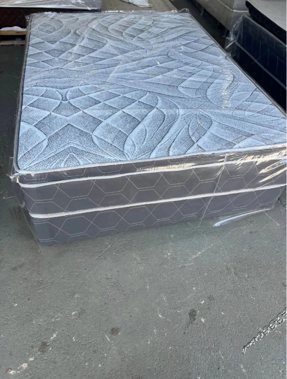 Cama box casal (novo) 