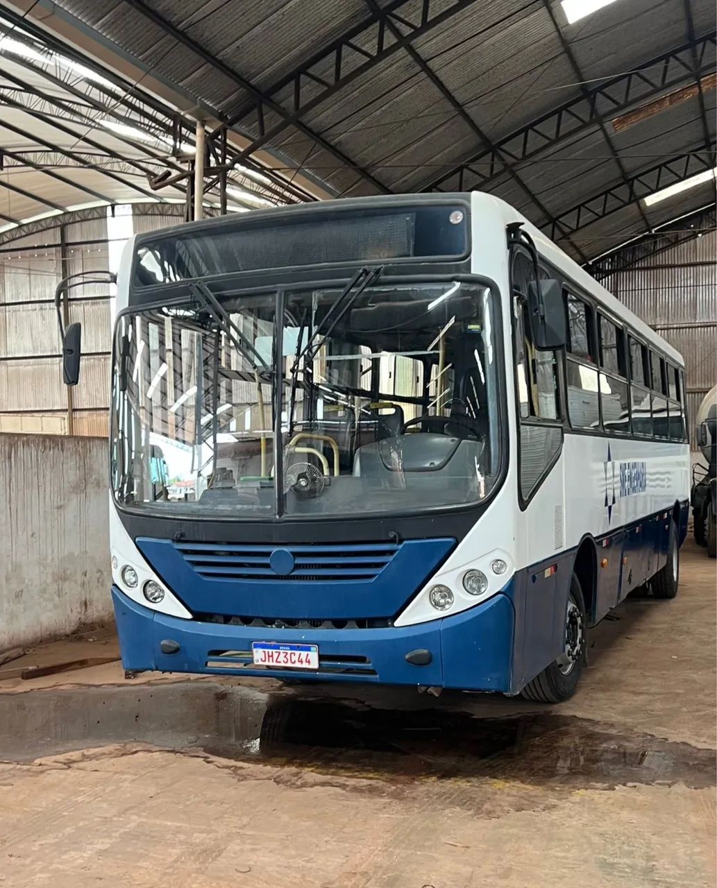 Vendo esse ônibus Mercedes 