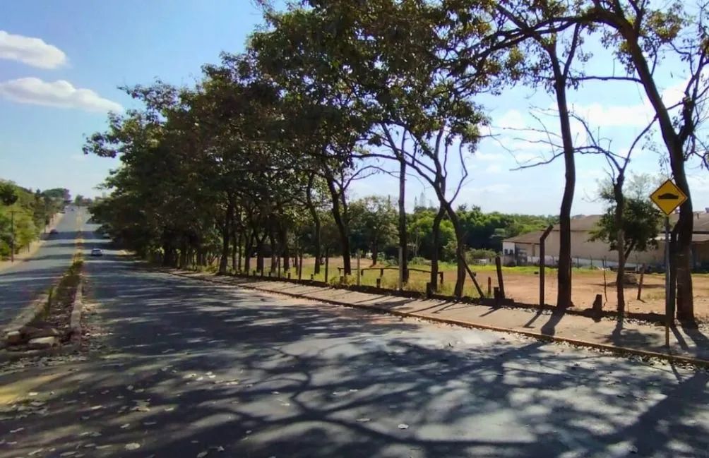 Terreno comercial para venda em Vila Nova, 6,475m²