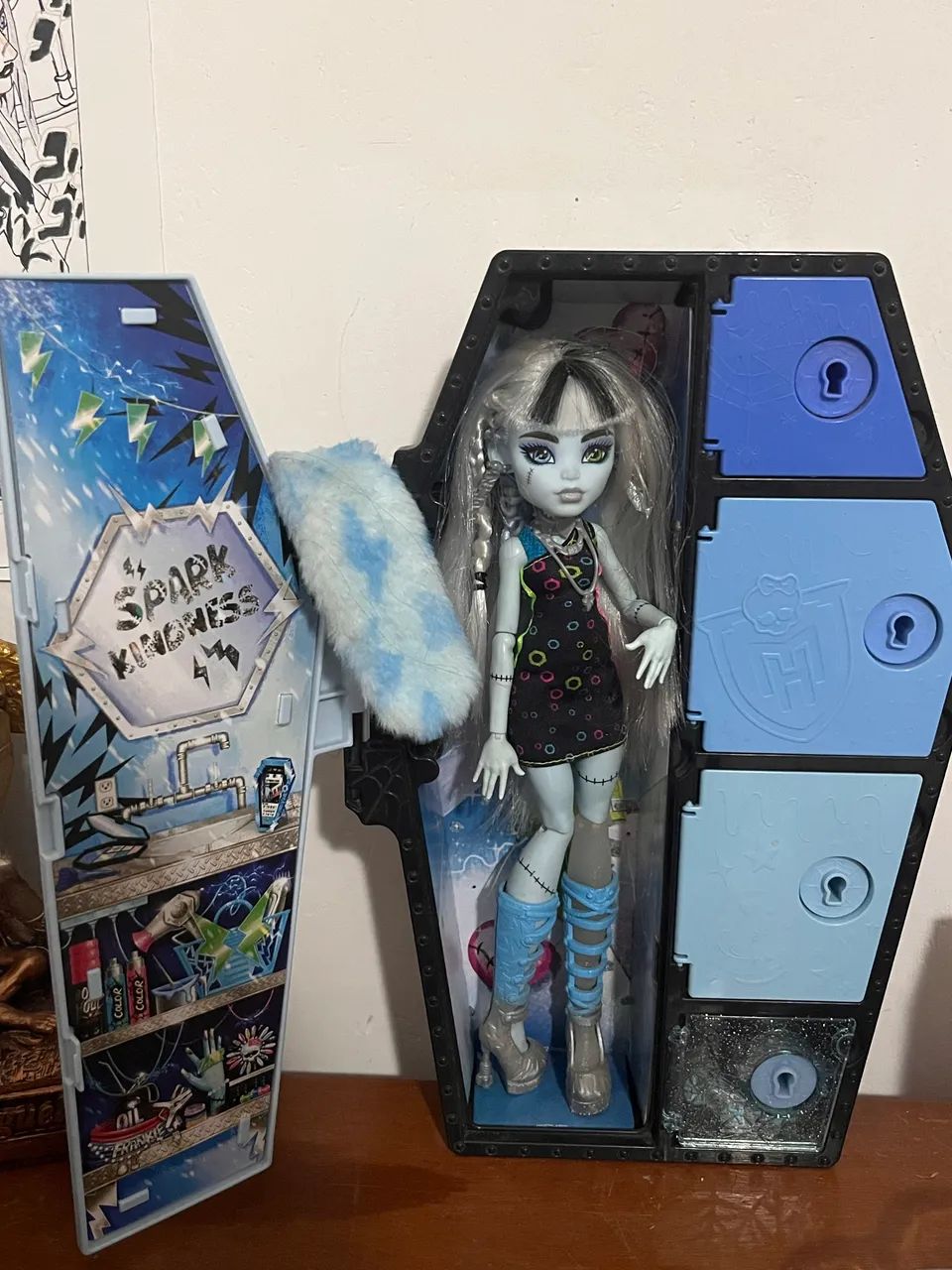 Frankie Stein Skulltimate Secrets Monster High G3 (não aceito ofertas)