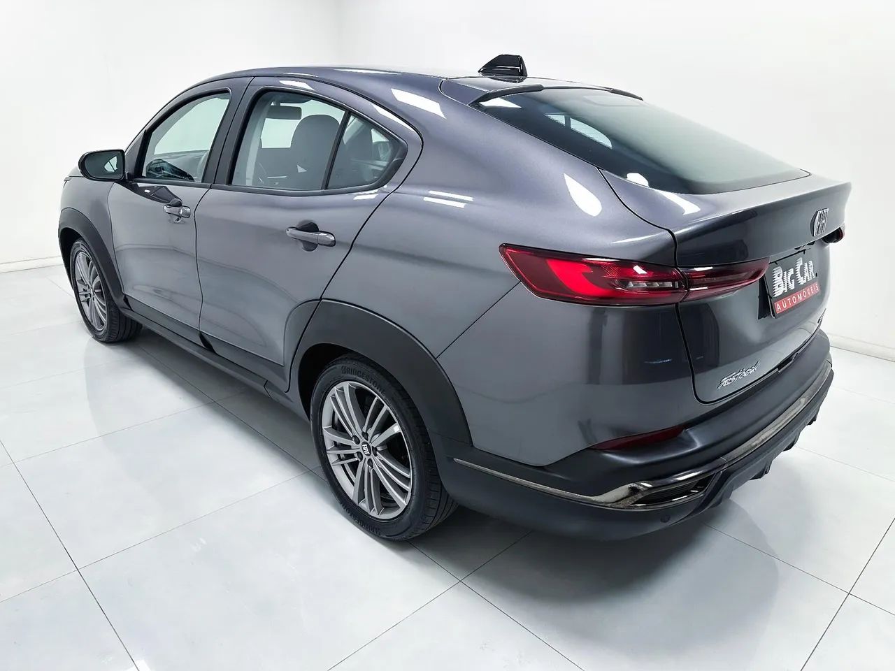 Fiat Fastback 1.0 200 Turbo Flex AUT 2024 - Foto 5