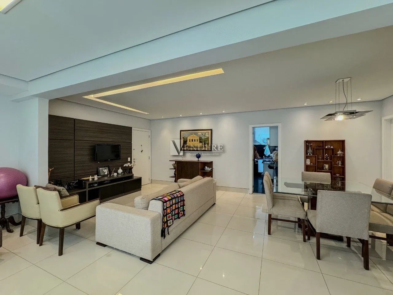 Apartamento 3 quartos condomínio Four Seasons