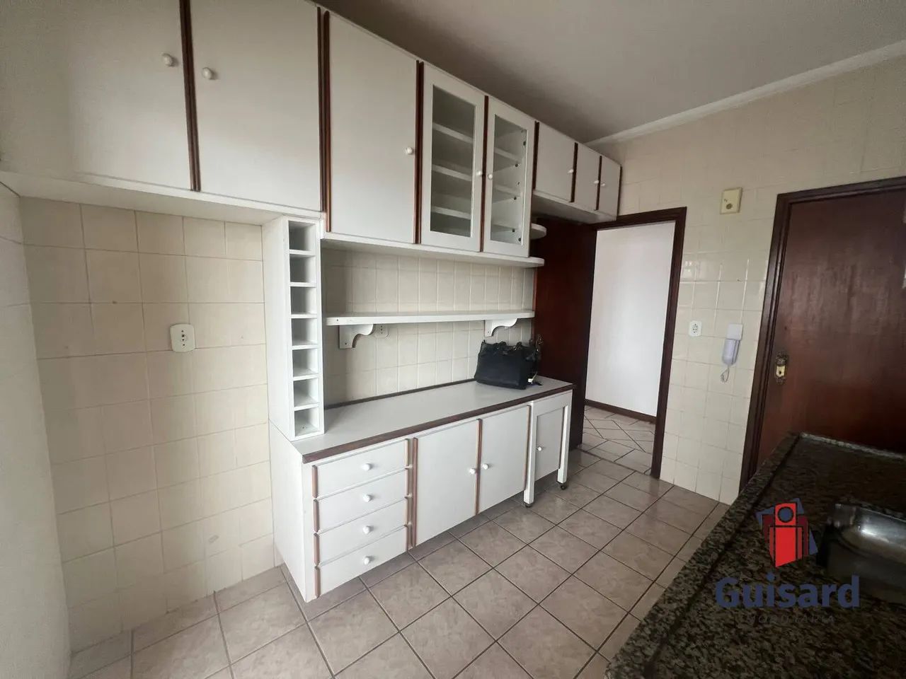 APARTAMENTO AMPLO PARA LOCAÇÃO / CENTRO DE TAUBATÉ/SP - Foto 4