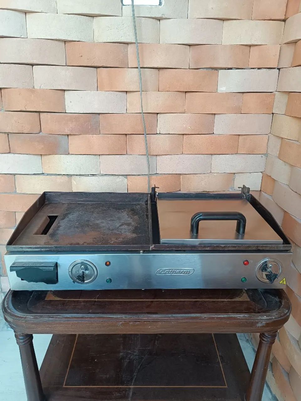 Chapa lanches elétrica grill com prensa 70x30 Cotherm - Foto 2