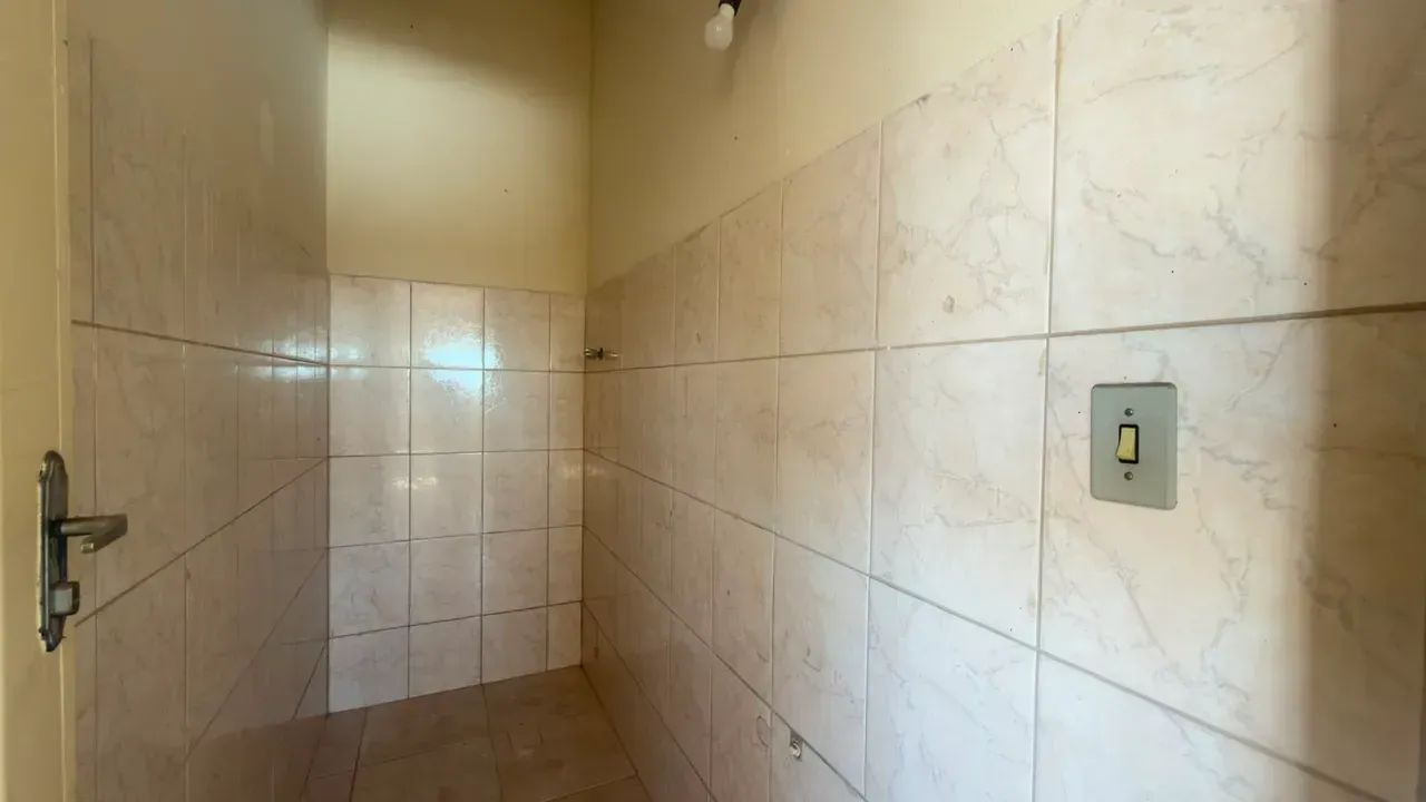 SALA COMERCIAL LOCALIZADA NA AV GUARAPARI - Foto 3