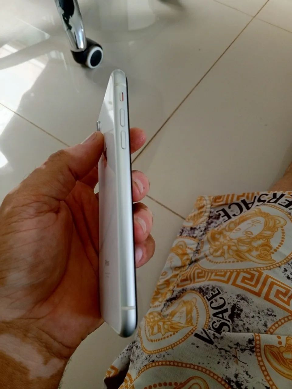 iPhone XR 64 GB - Foto 3
