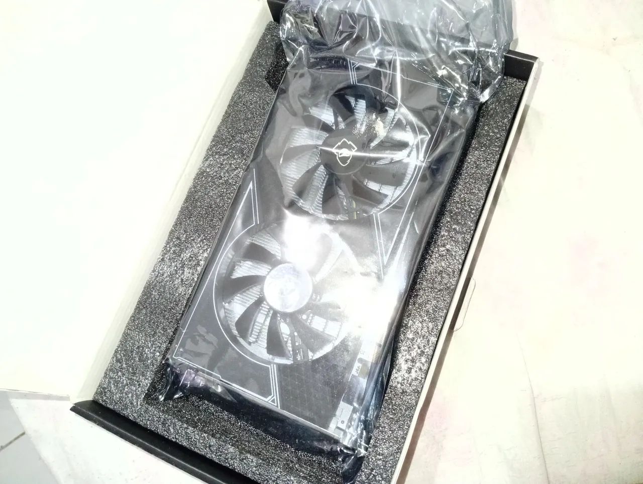 Placa de vídeo RX 580 (Nova) - Foto 2