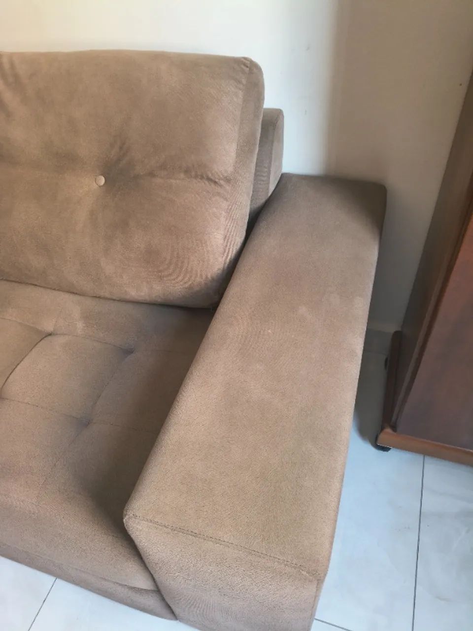 Sofa - Preciso vender urgente estou sem lugar para colocar  - Foto 3