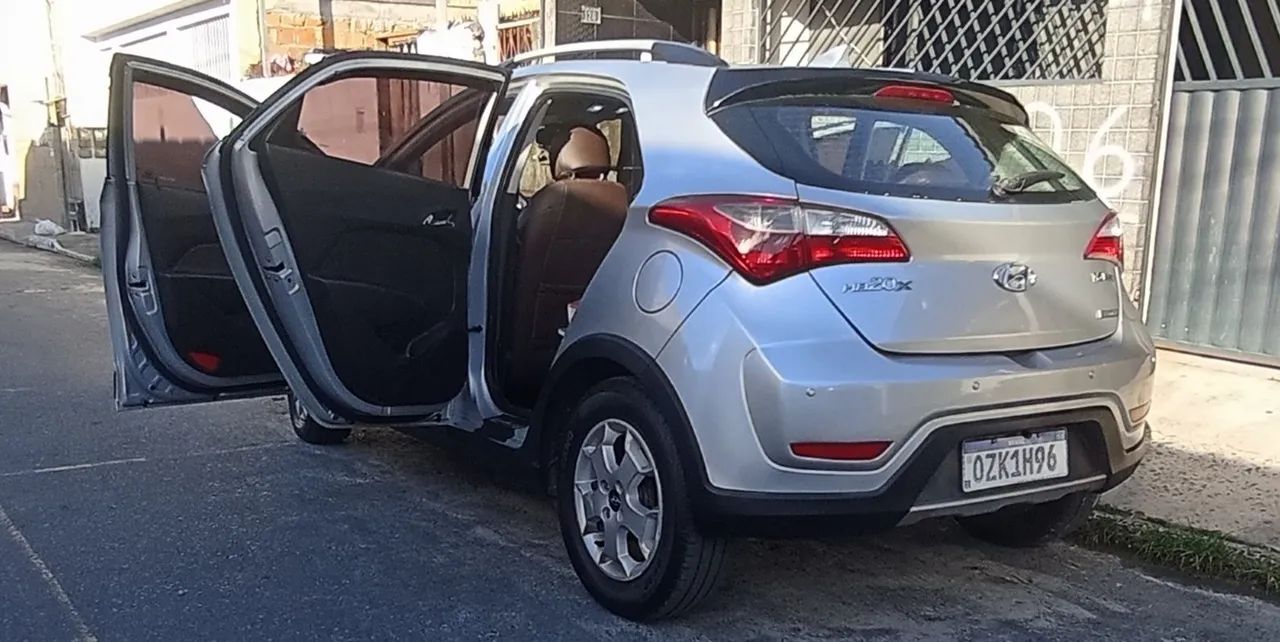 Hyundai Hb20X STYLE 1.6 AT FLEX 2014