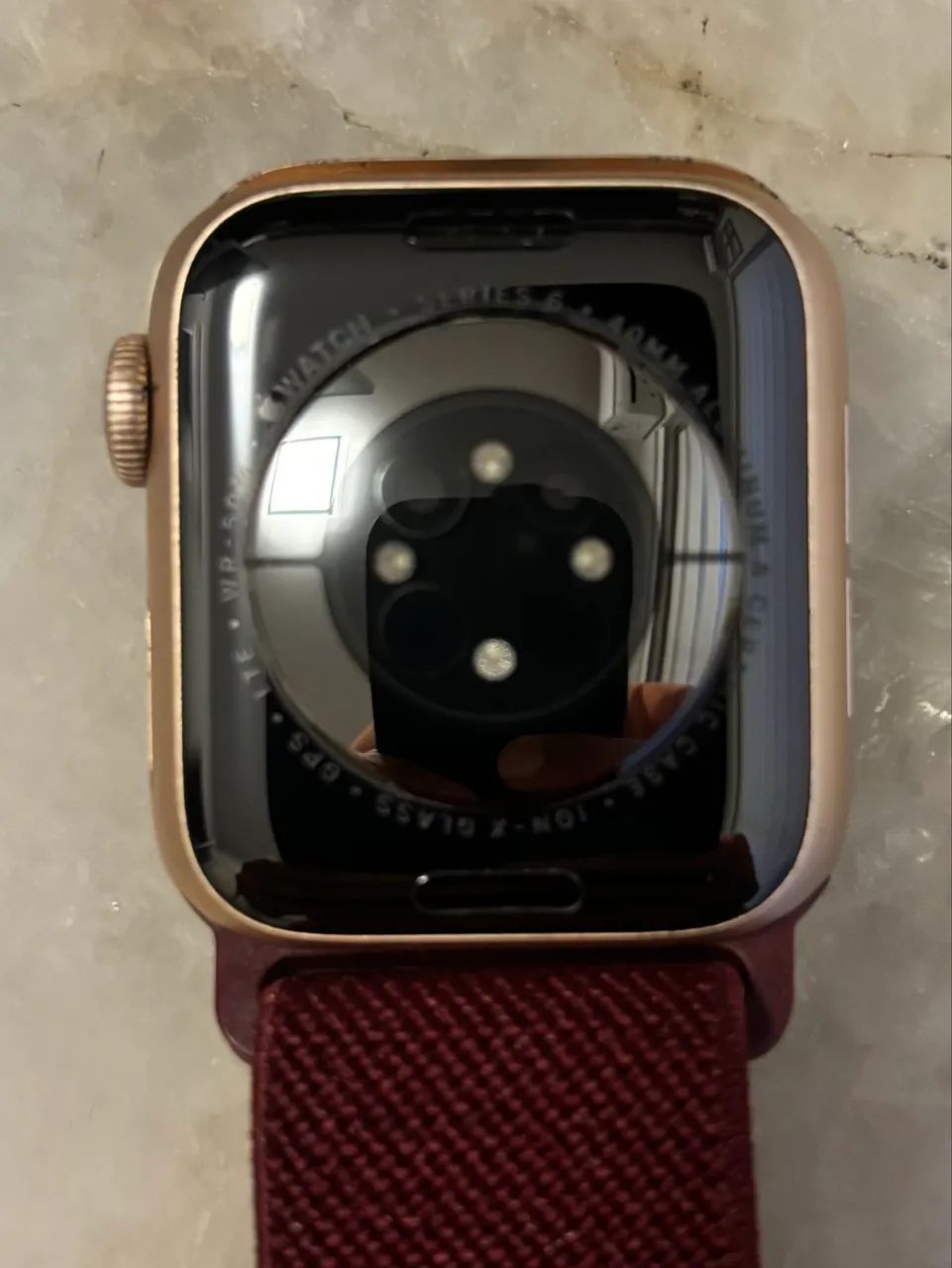 Apple Watch S6 40mm - GPS + Celular - Barato! - Foto 3