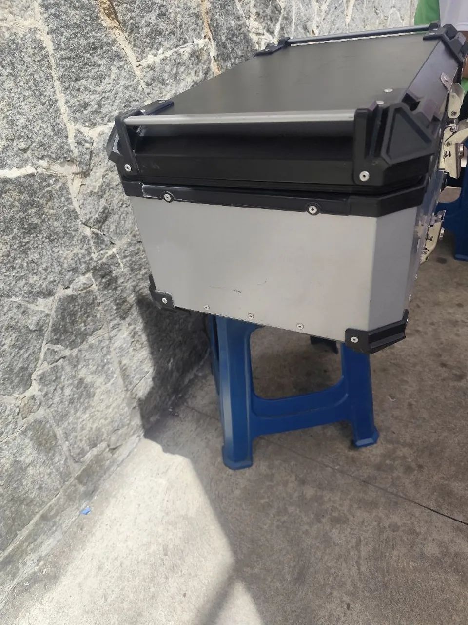 Bau de moto rovik 65 litros  - Foto 5