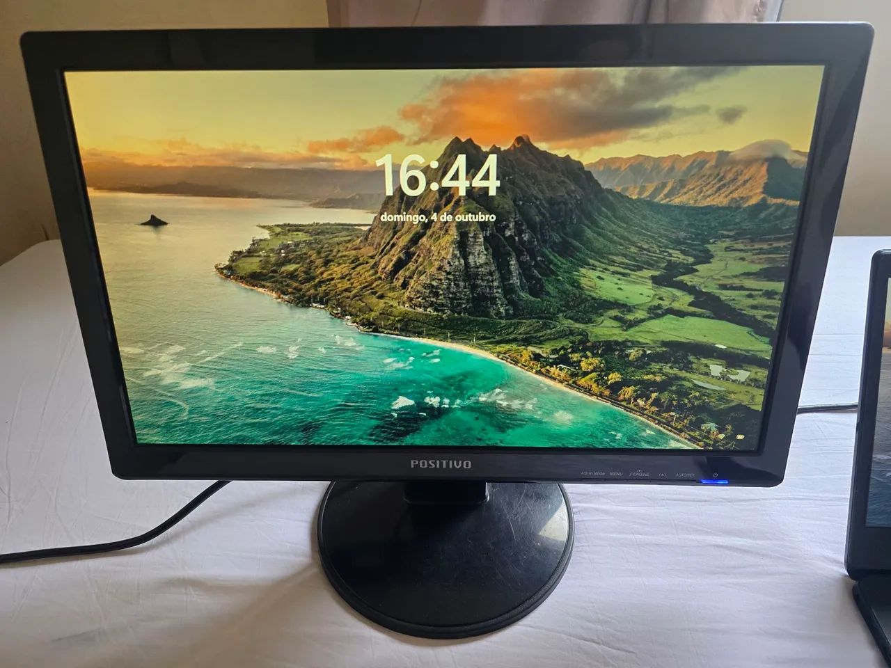 Vendo Monitor Positivo 19' polegadas