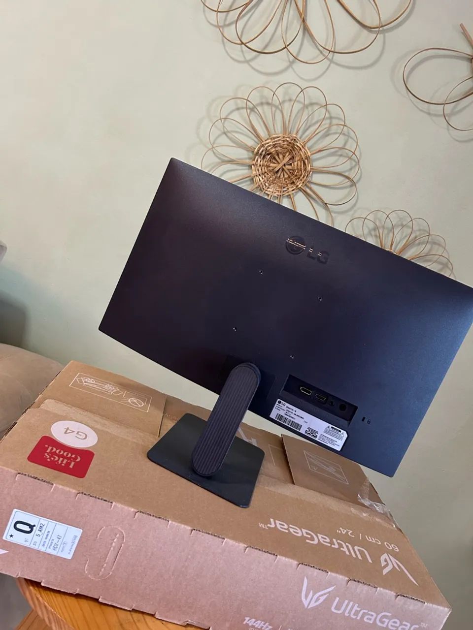 Monitor LG 24 Polegadas - 144 Hz Trabalho e Jogos!  - Foto 4