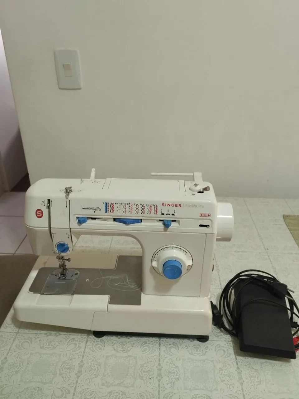 Máquina de Costura Singer facilita pro  - Foto 4