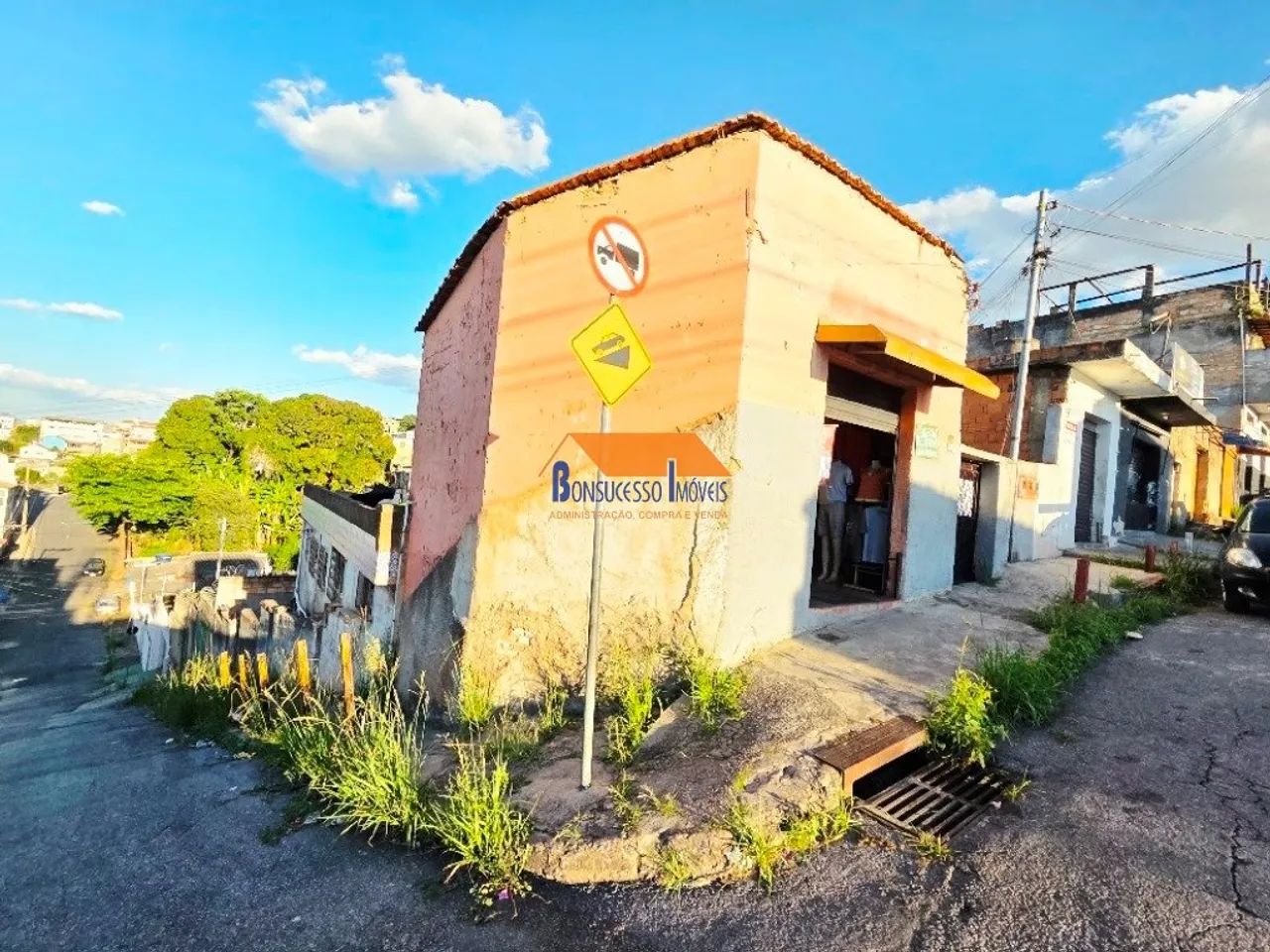 02 casas com 2 quartos, com lojas e quitinetes Bairro Santo andre - Foto 3