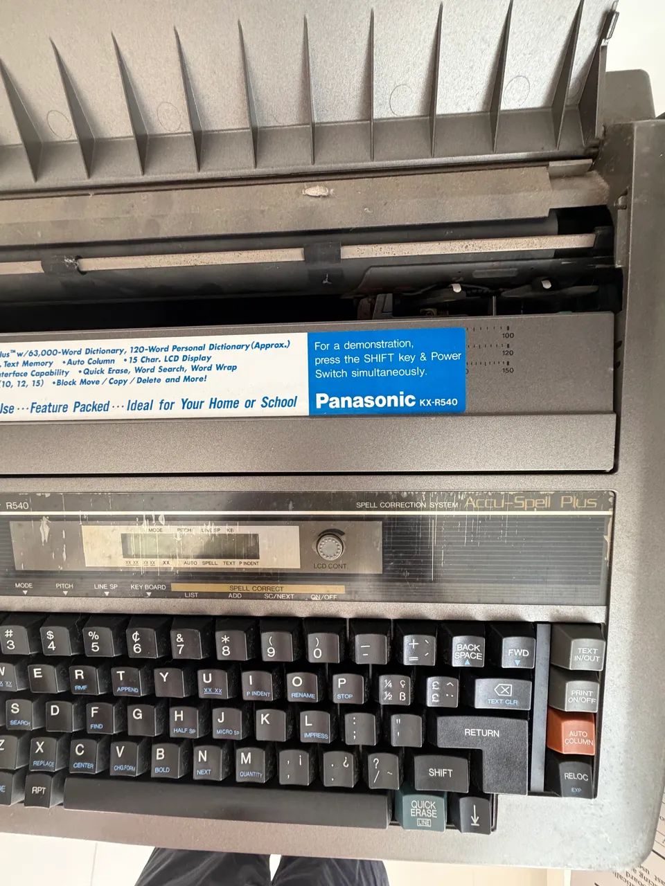 Electronic Typewriter