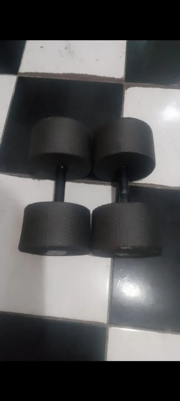 Dois halteres de 5kg - Foto 3