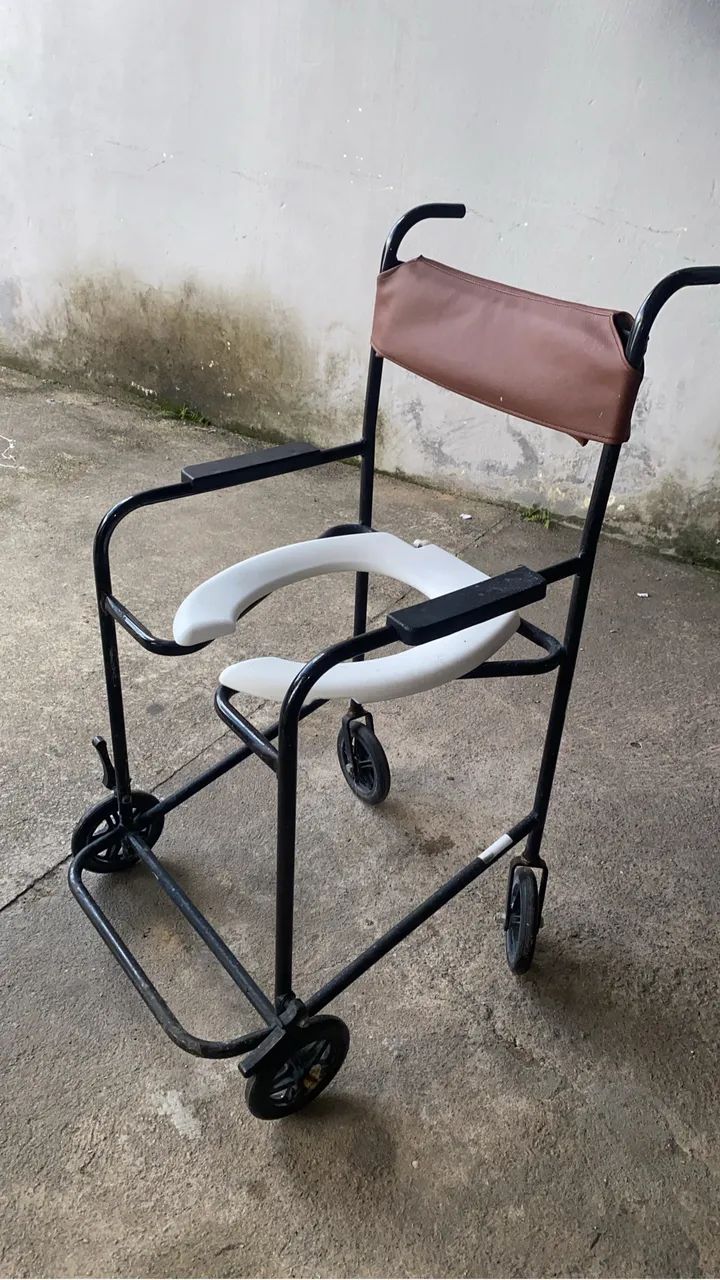 Cadeira de rodas - Foto 2