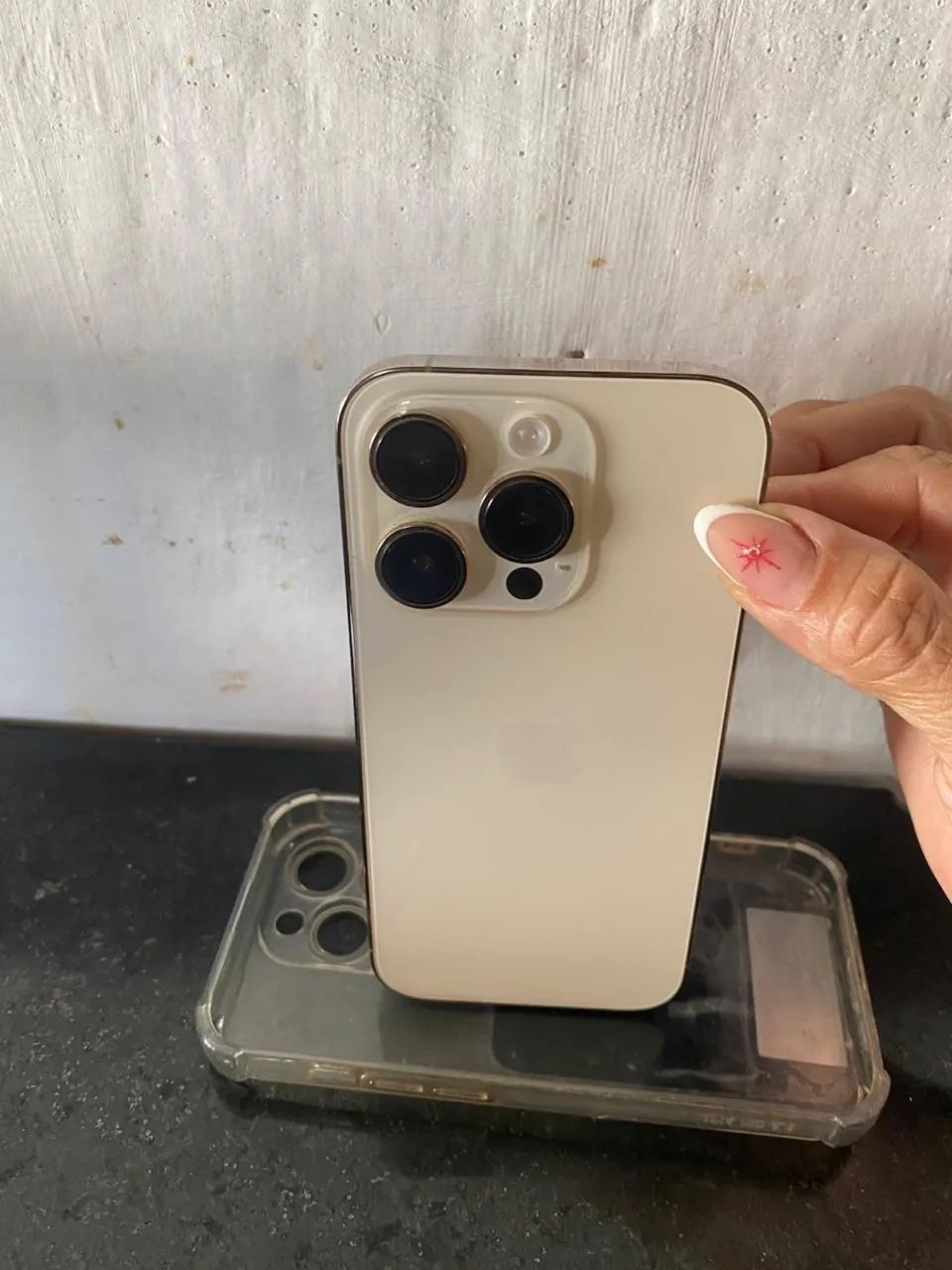 iPhone 14 Pro 256 gigas sem marcas de uso perfeito valor R$4500