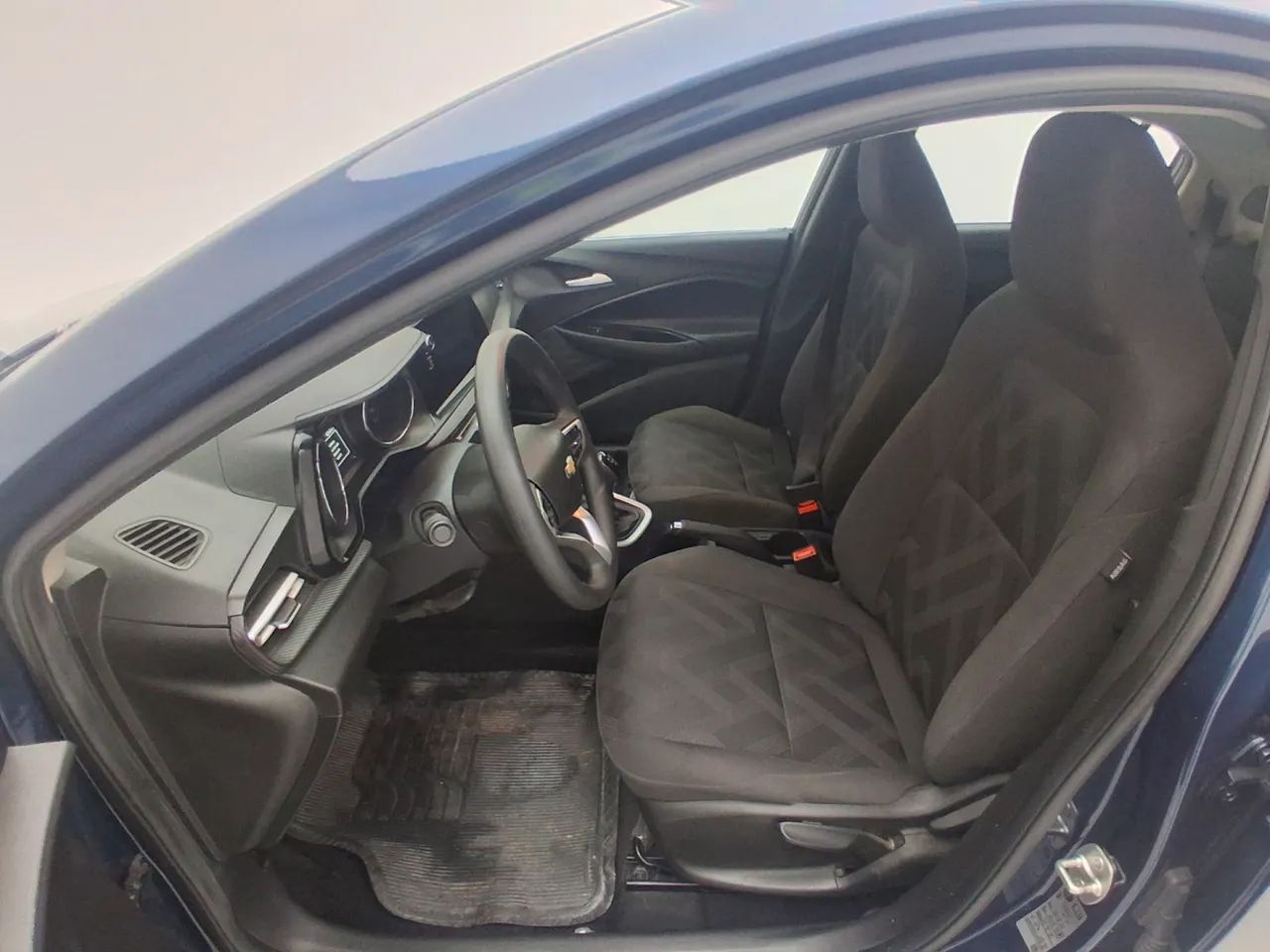 Chevrolet Onix Hatch 1.0 12V Flex Mec. 4P, foto 17 de 18