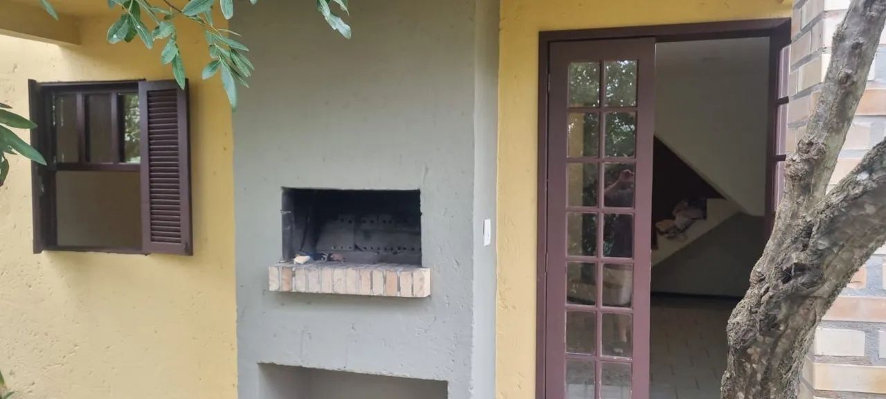 Casa bem localizada  - Foto 2