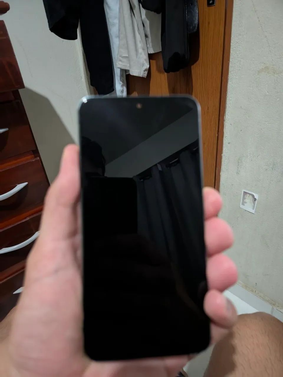 Tela de galaxy s22 com uma lista rosa - Foto 4