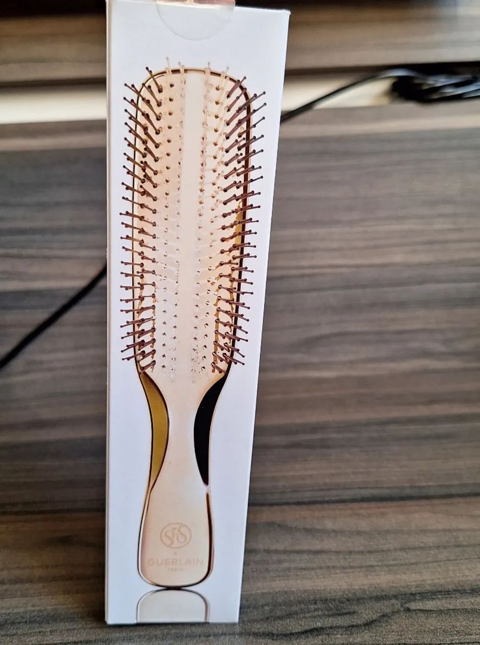 Escova de pentear cabelo da GUERLAIN  - Foto 2