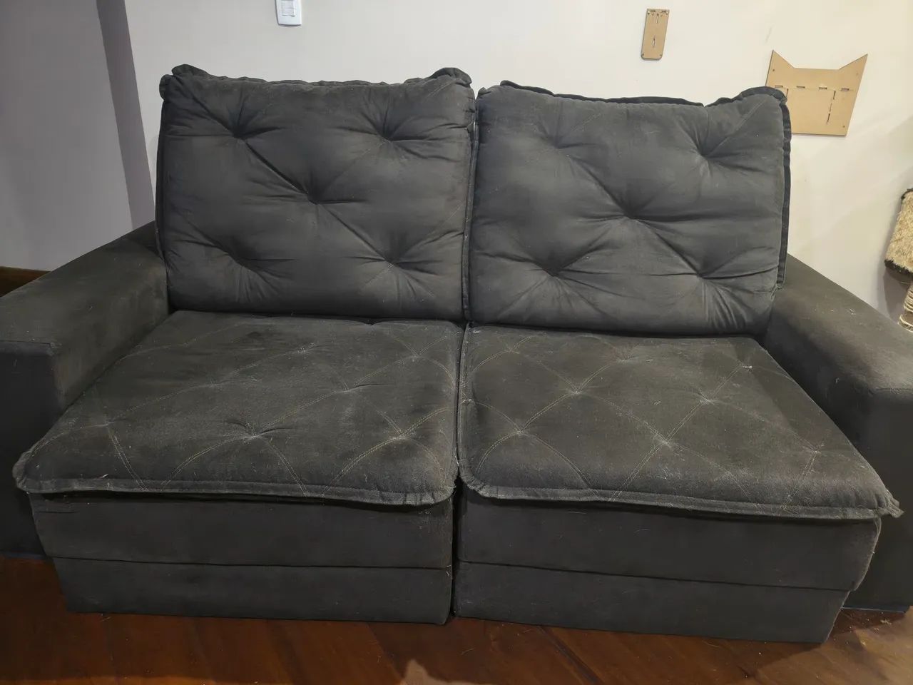 Sofa retrátil reclinável 