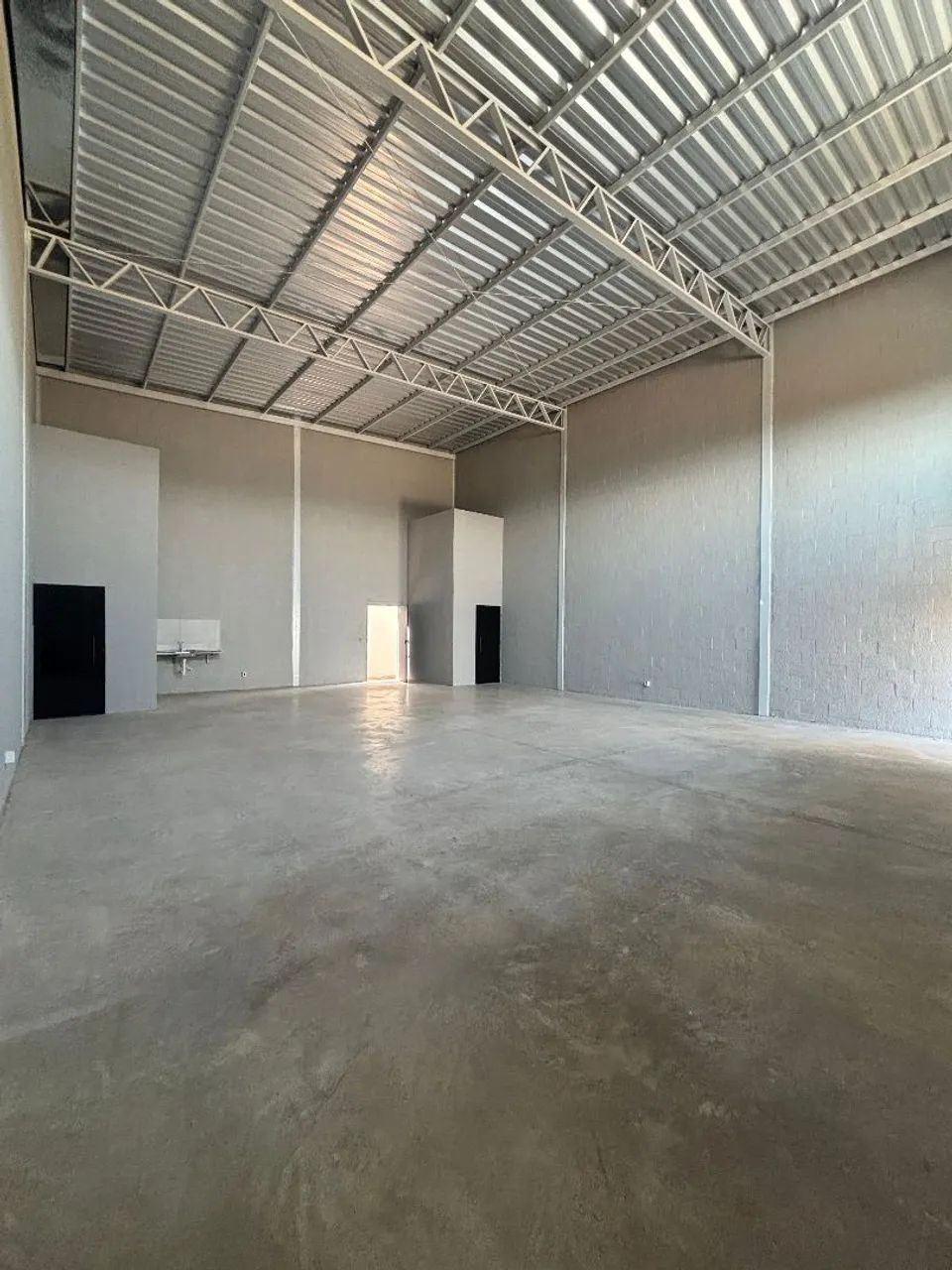 GALPÃO COMERCIAL - JD. DAS ROSAS, GOIÂNIA  - Foto 3