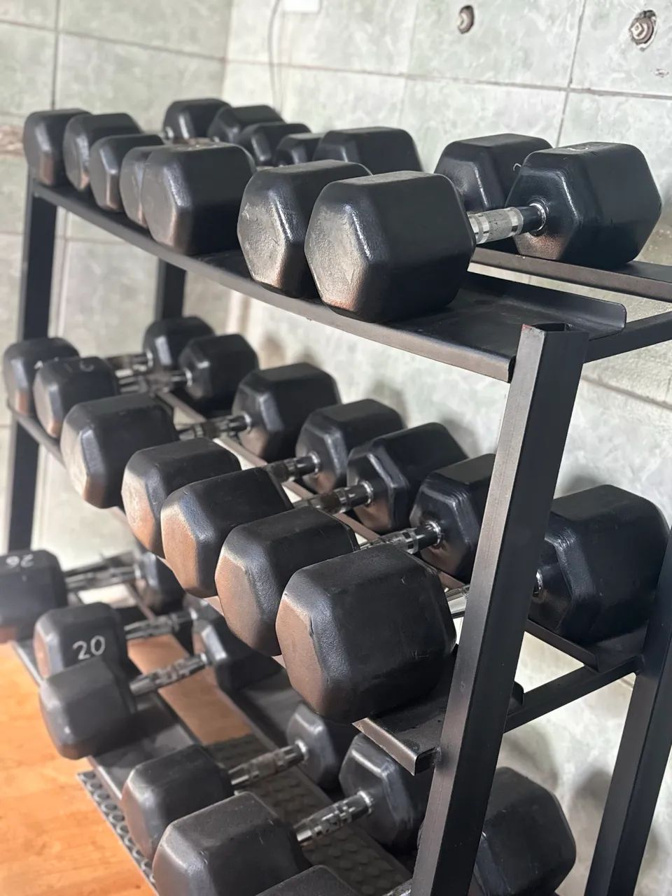 Dumbell excelente estado - Kit 12 a 30 kg - Foto 2