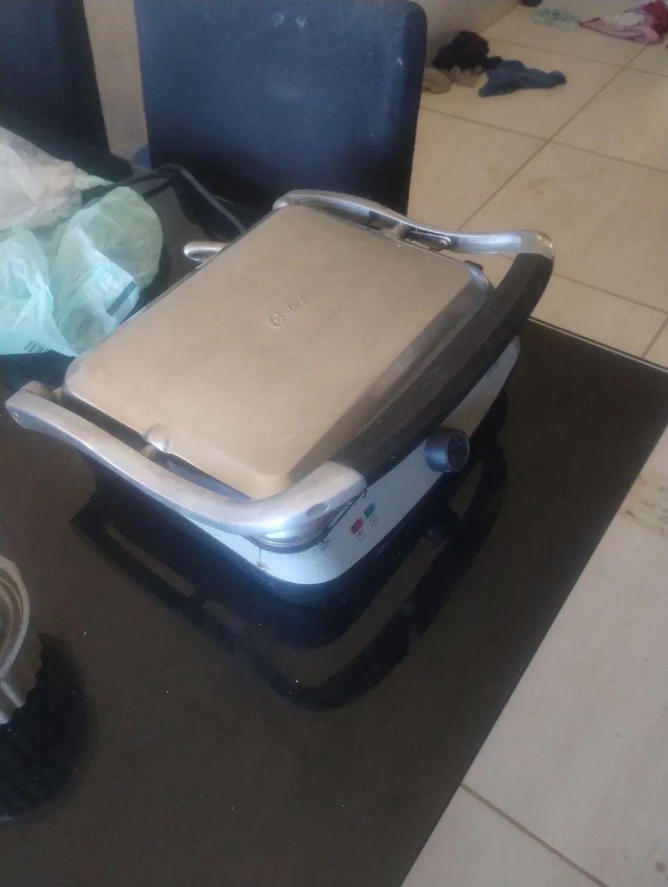 Vendo grill Oster  - Foto 3