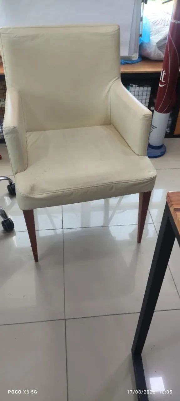 Poltronas brancas - Foto 2