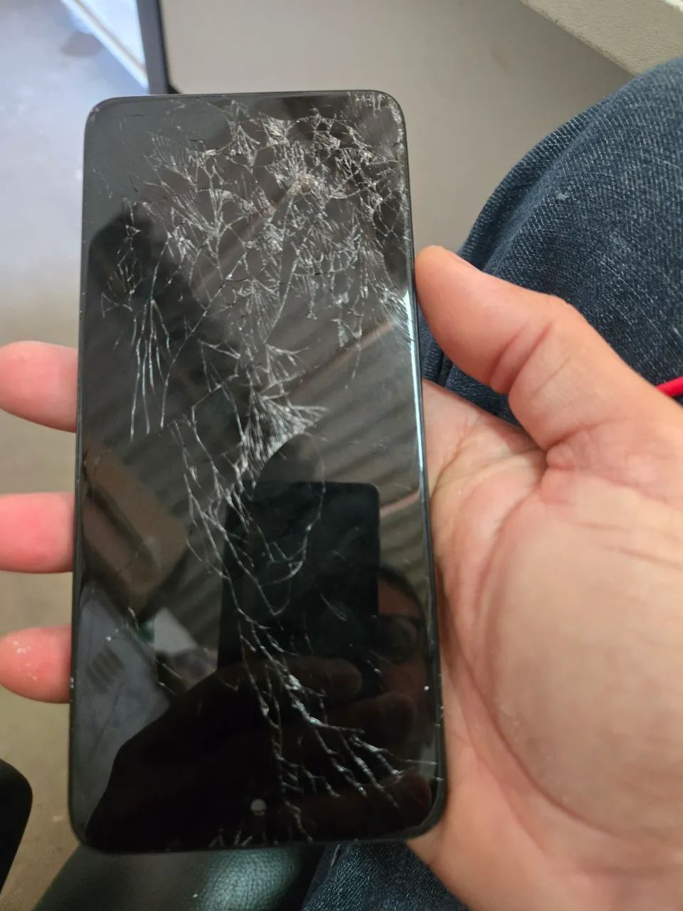 Tela original com aro moto g35. Vidro quebrado  - Foto 3