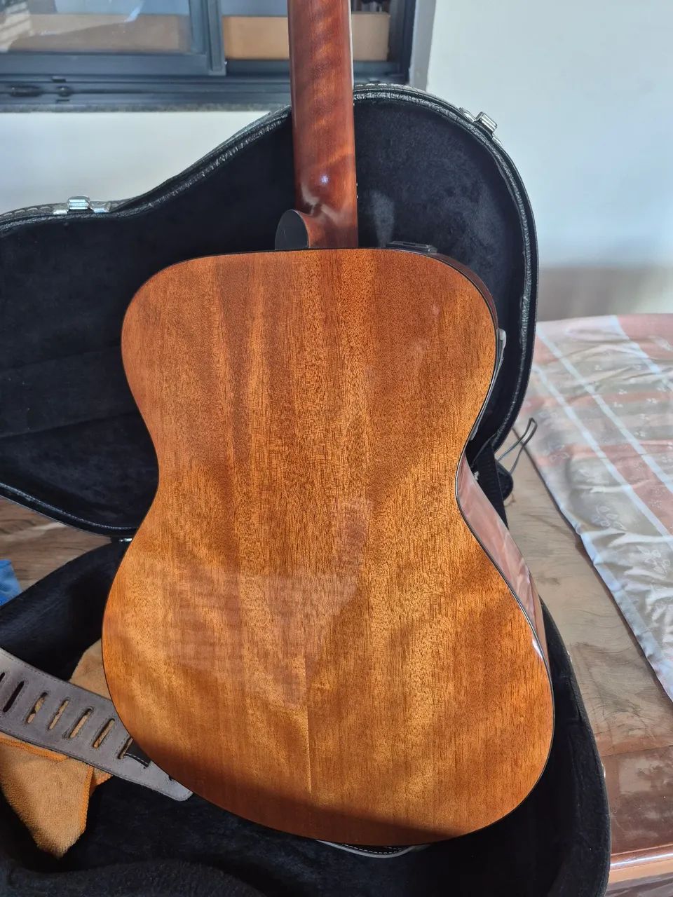 Violão Yamaha Fs 700 elétrico, tampo sólido.  - Foto 5