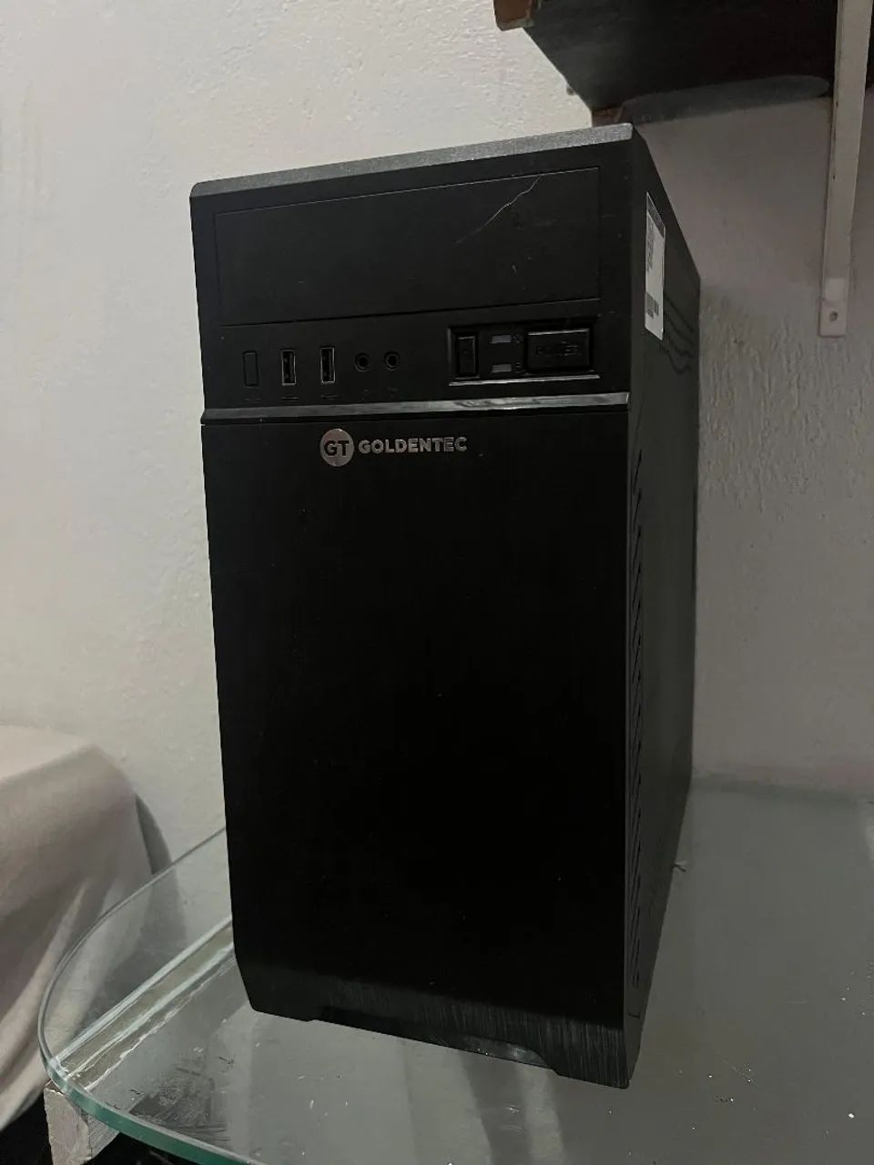 Gabinete Goldentec carcaça com placa mãe 