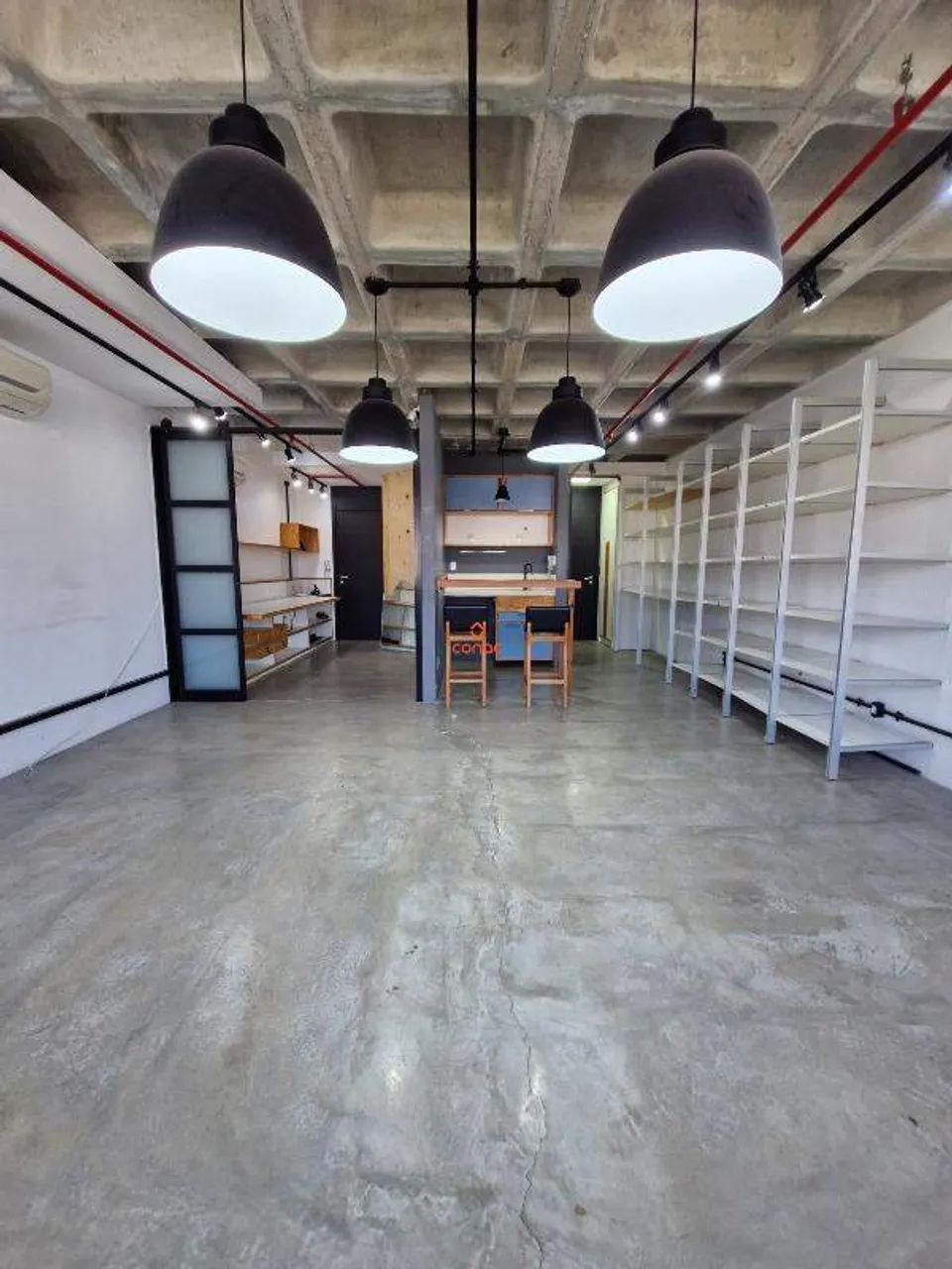 Sala Comercial Moderna com Estilo Industrial e Pronta para Uso - Foto 5