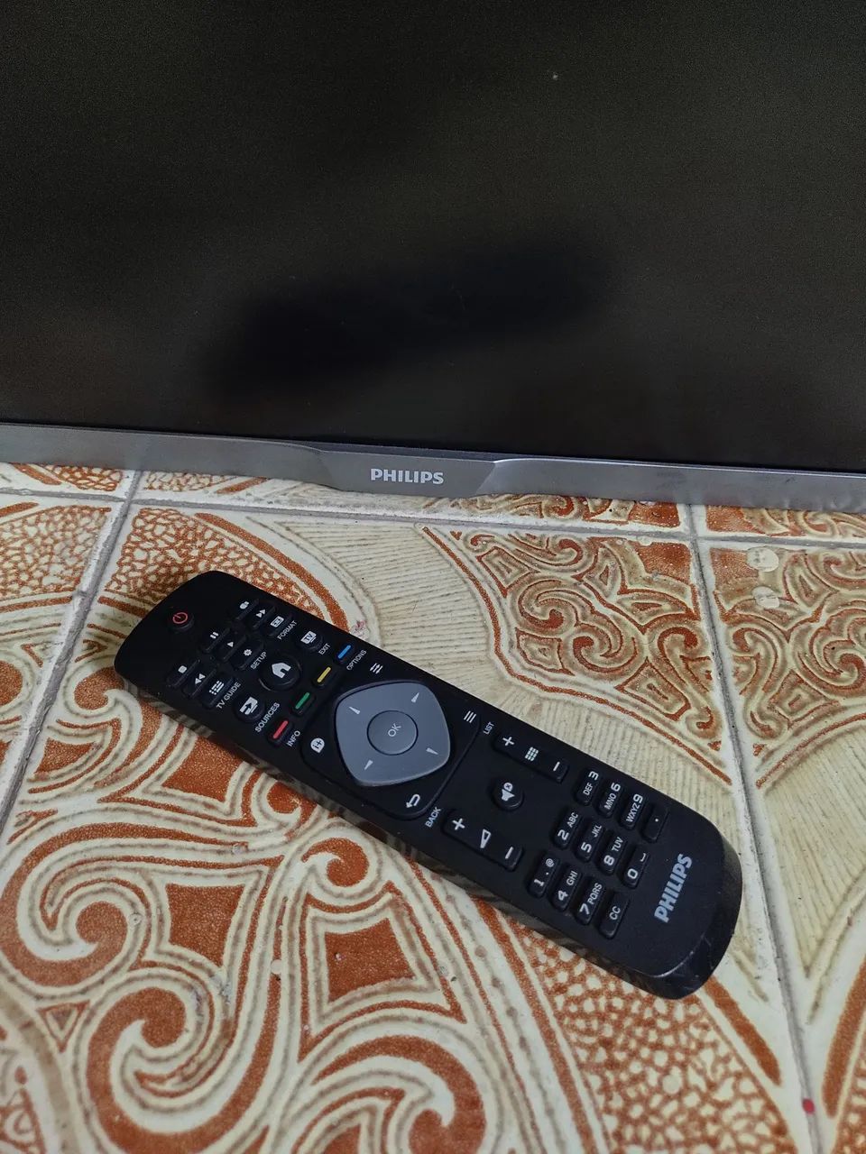 Televisão Philips com controle  - Foto 2